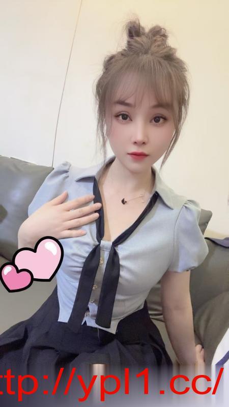 年轻嫩妹真真