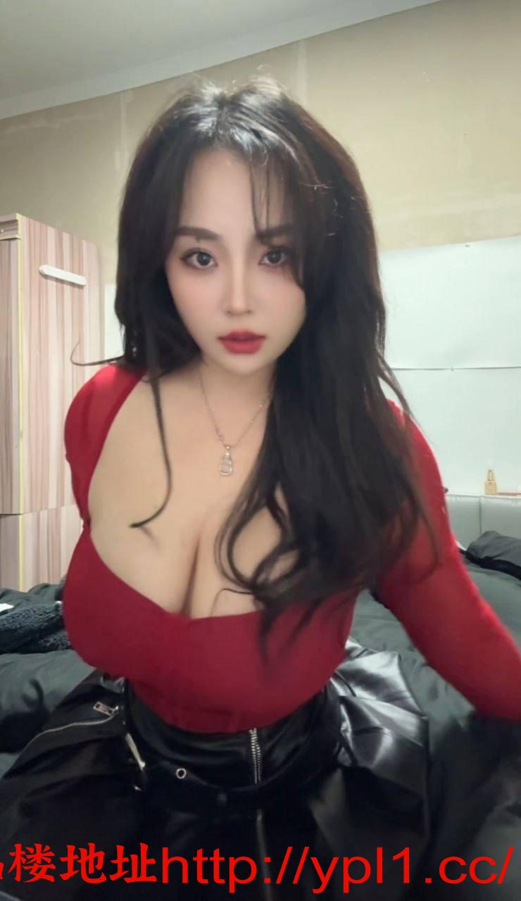 大胸美女金娜