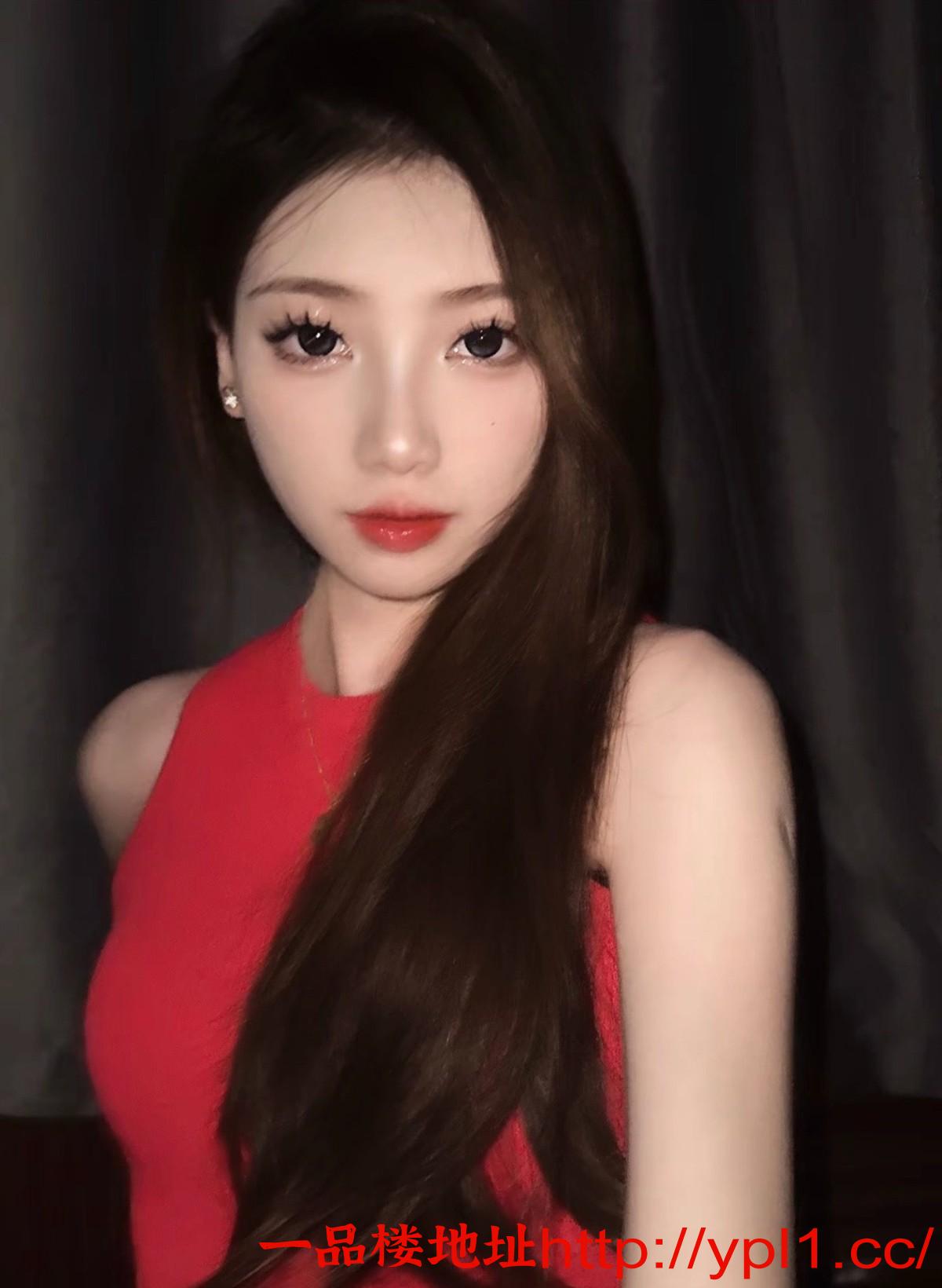 深喉甜妹